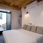Апартаменты The Pelican Heritage House. Mykonos Town