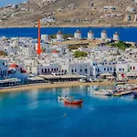 The Pelican Heritage House. Mykonos Town