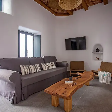 The Pelican Heritage House. Apartment