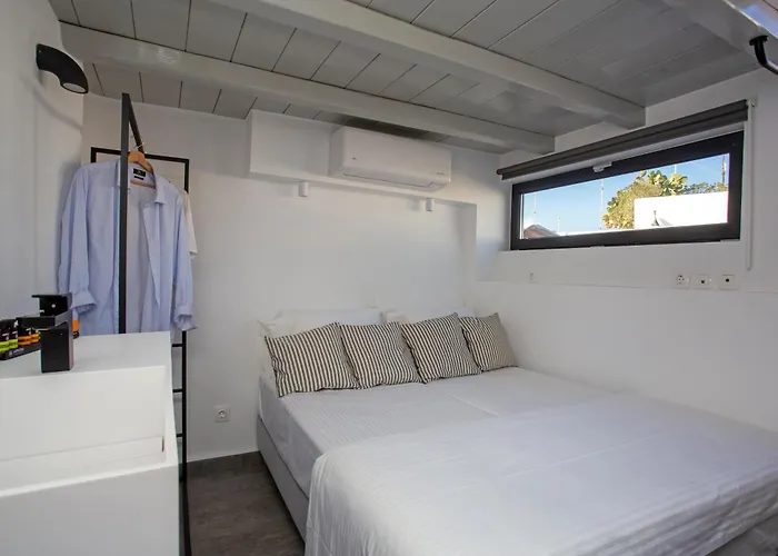 The Pelican Heritage House.